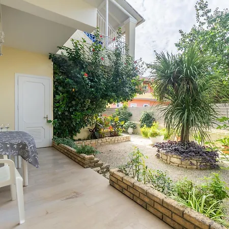 Angelina Appartement *